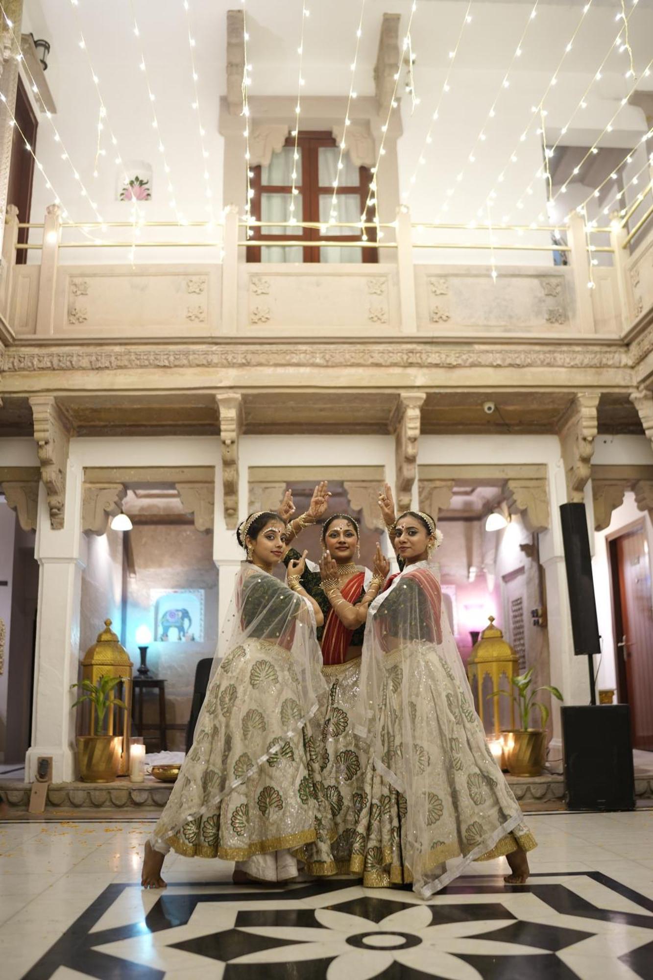 Hotel Guleria Kothi At Ganges Waranasi Zewnętrze zdjęcie
