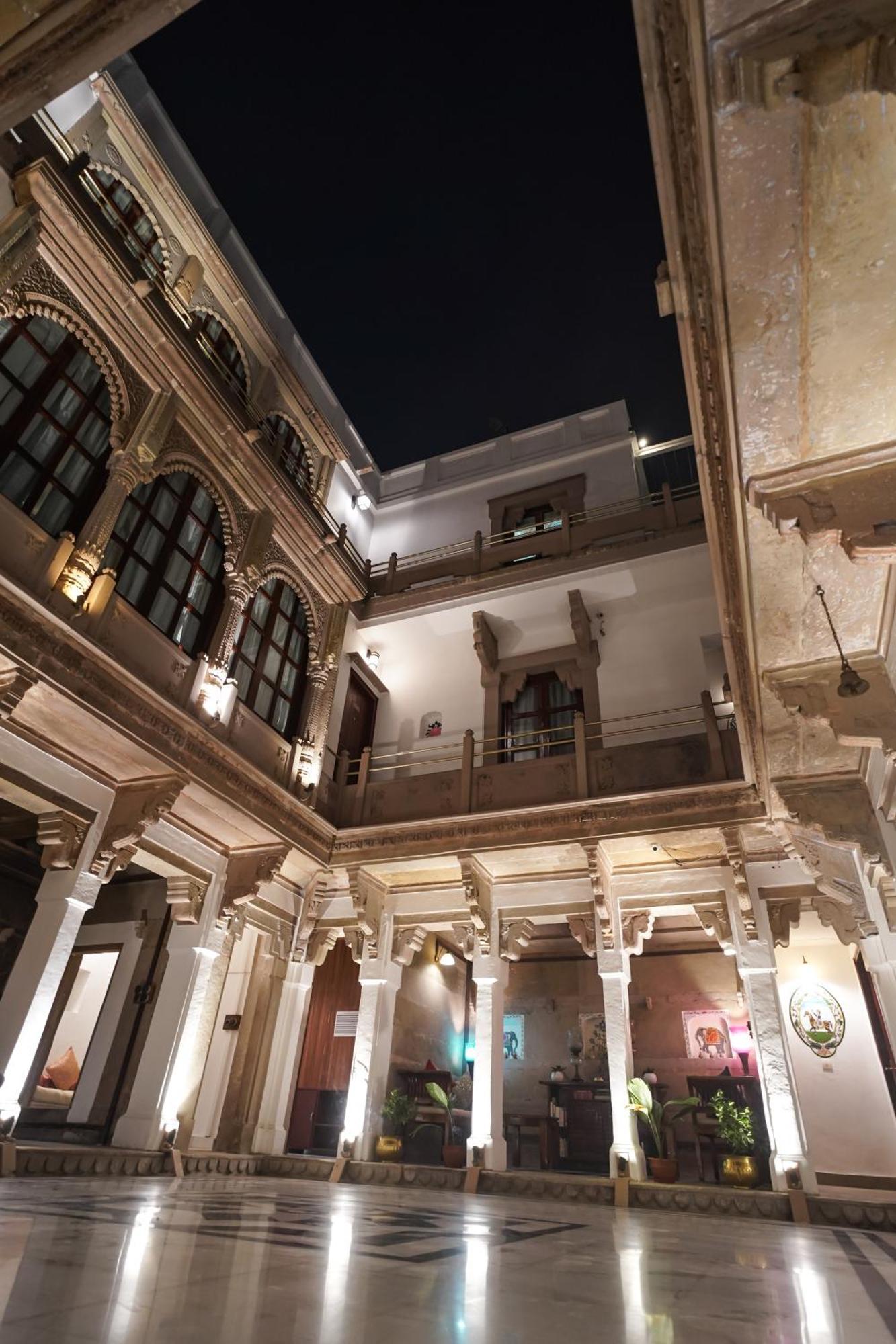 Hotel Guleria Kothi At Ganges Waranasi Zewnętrze zdjęcie