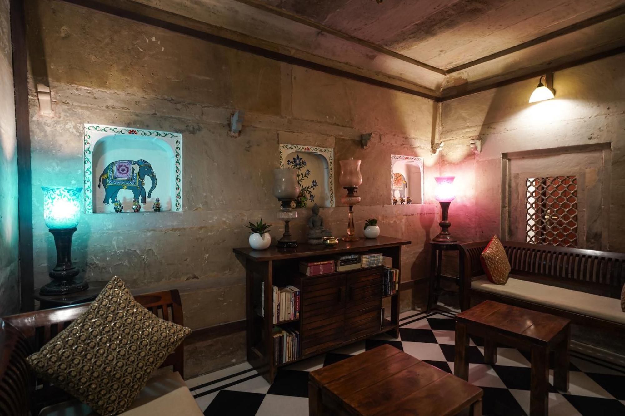 Hotel Guleria Kothi At Ganges Waranasi Zewnętrze zdjęcie