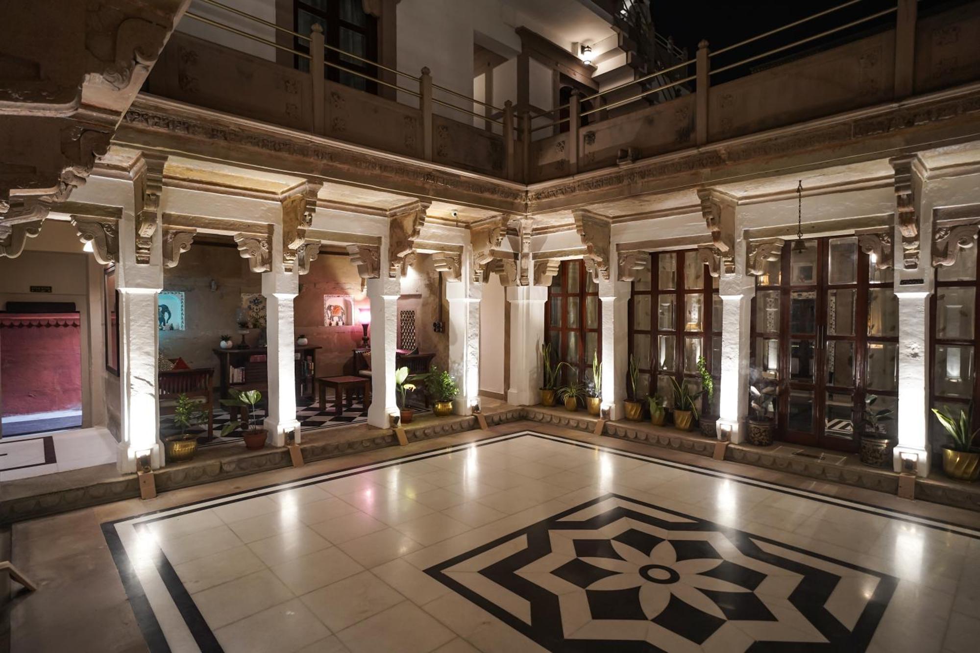 Hotel Guleria Kothi At Ganges Waranasi Zewnętrze zdjęcie
