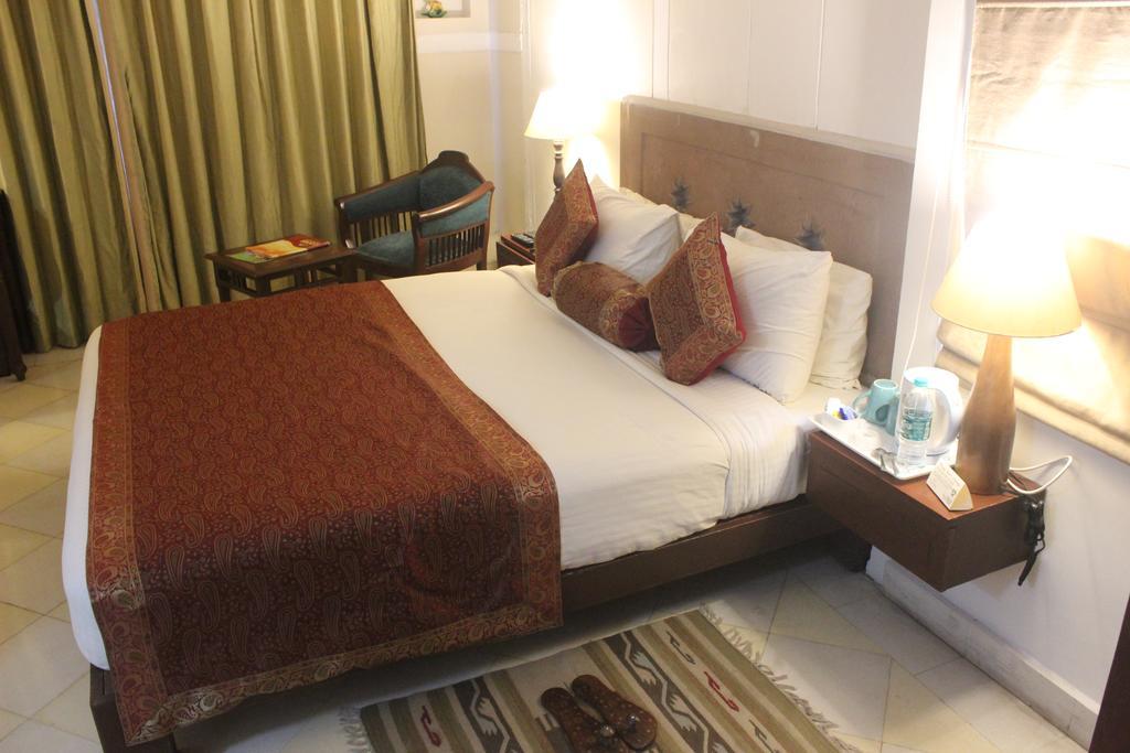 Hotel Guleria Kothi At Ganges Waranasi Zewnętrze zdjęcie